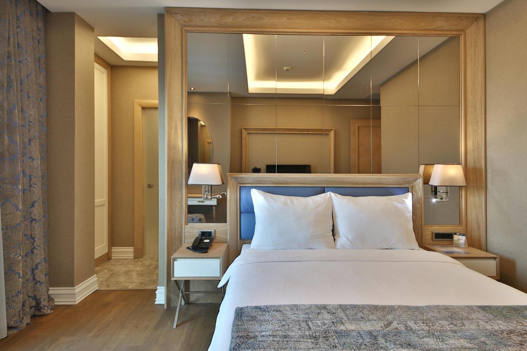 Bof Hotels Ceo Suites Atasehir Estambul Exterior foto