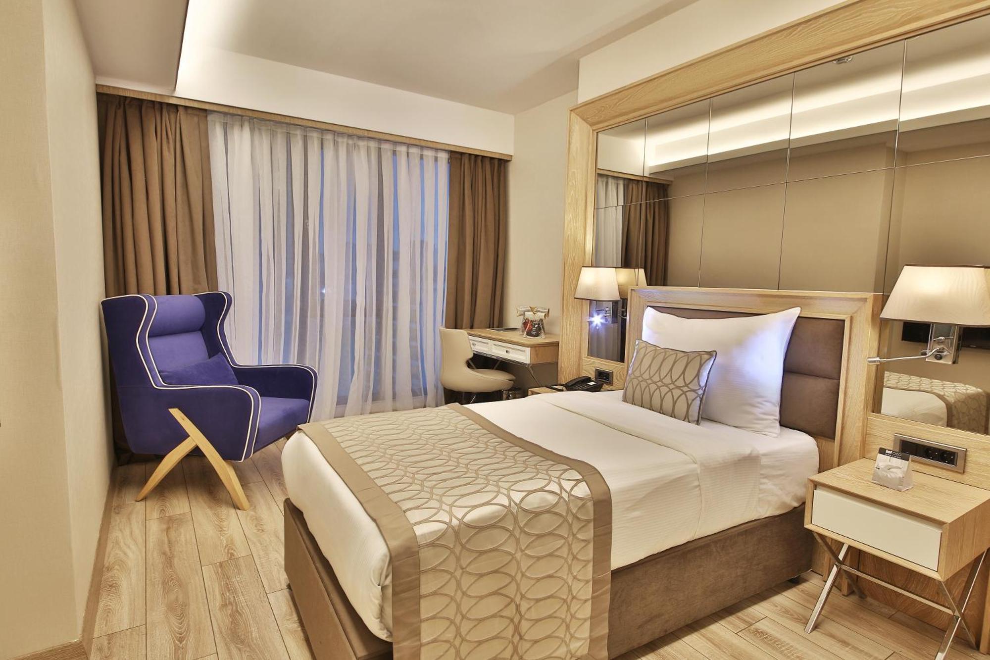 Bof Hotels Ceo Suites Atasehir Estambul Exterior foto