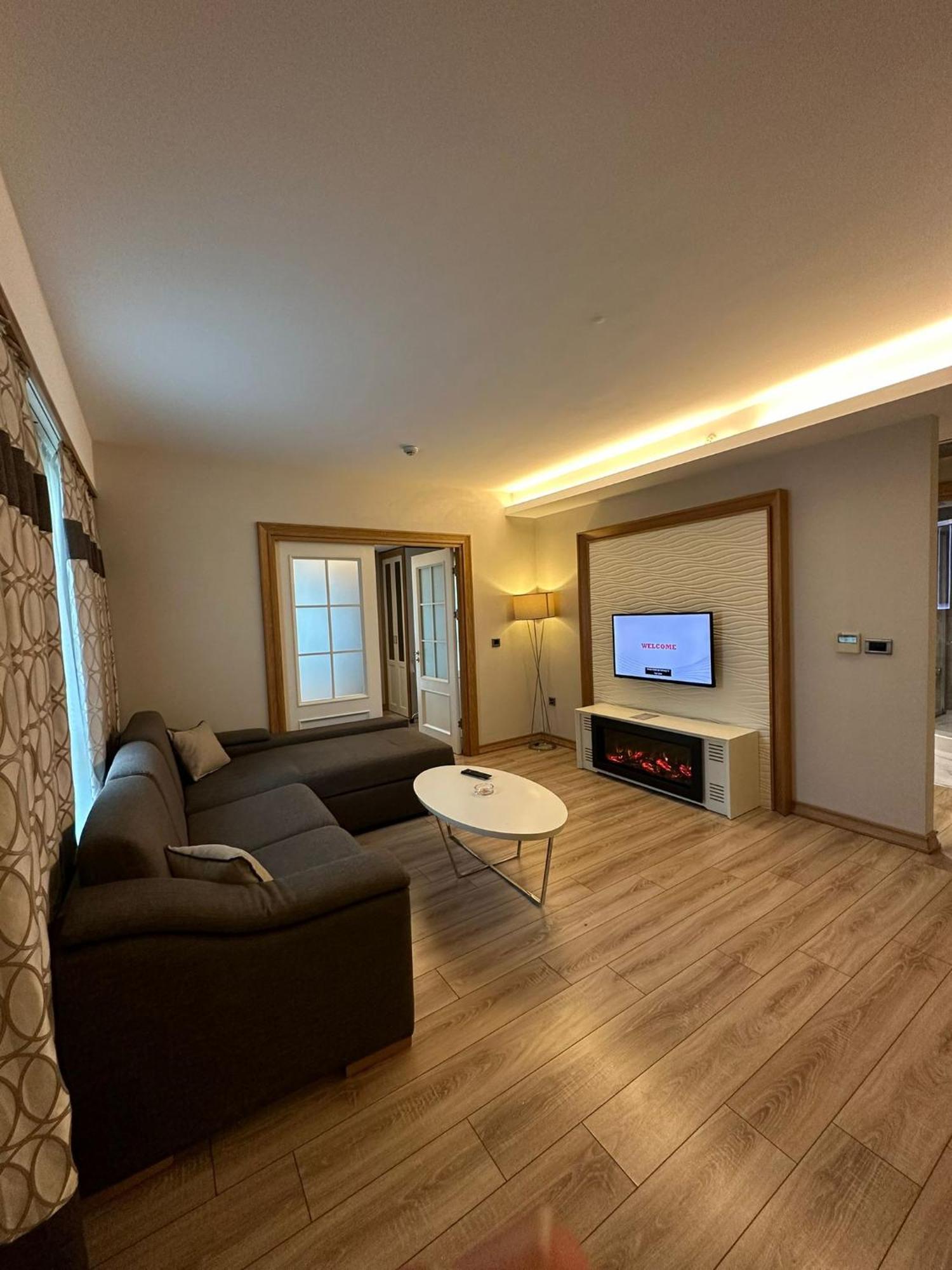 Bof Hotels Ceo Suites Atasehir Estambul Exterior foto