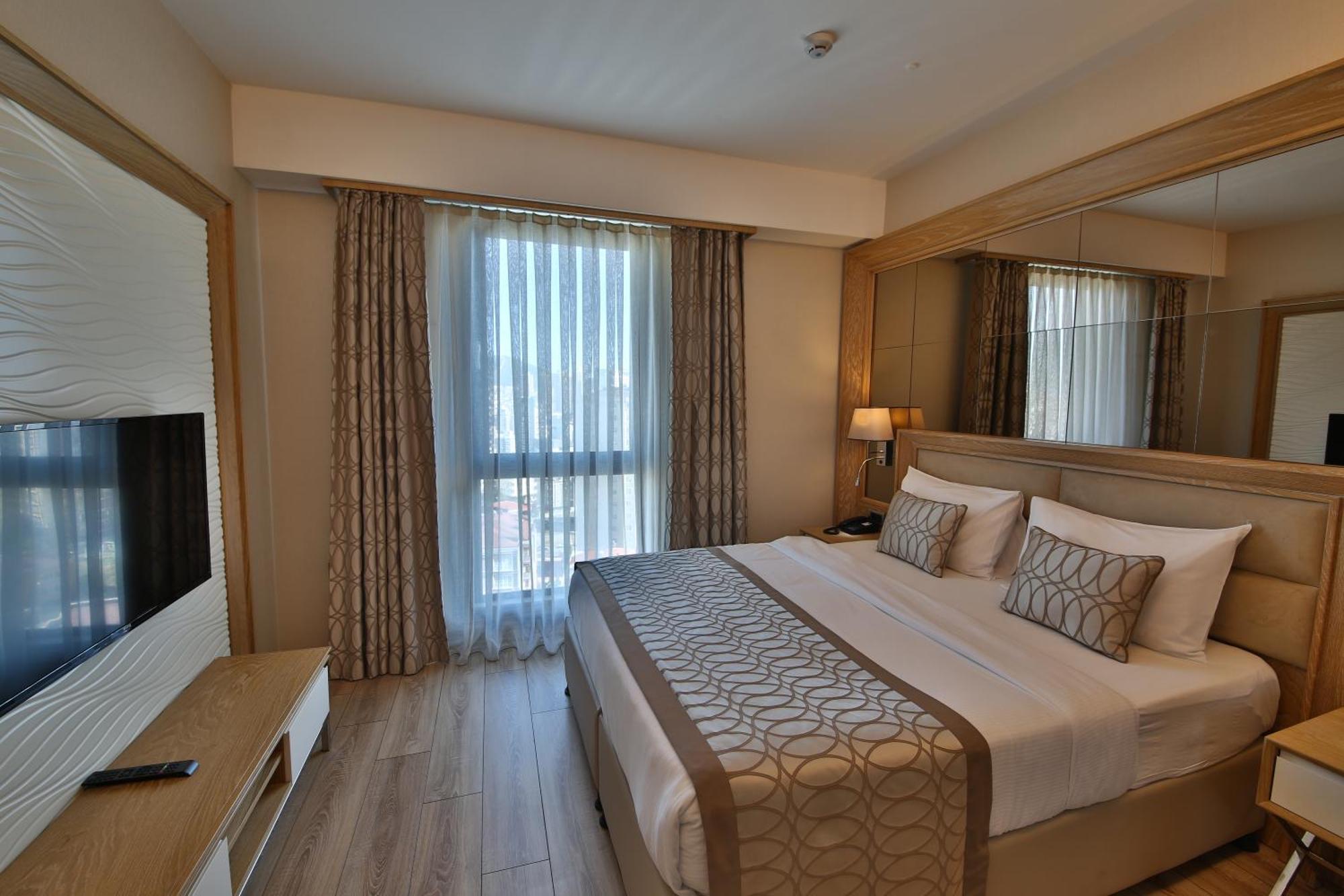 Bof Hotels Ceo Suites Atasehir Estambul Exterior foto
