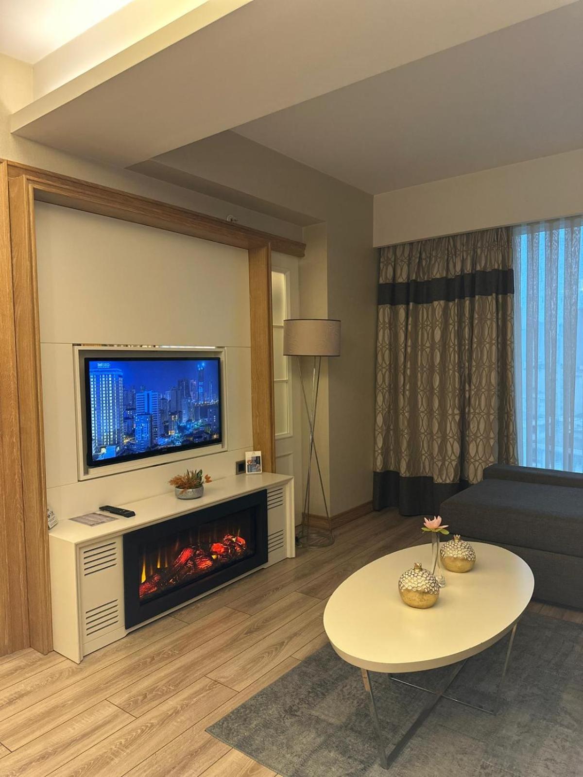 Bof Hotels Ceo Suites Atasehir Estambul Exterior foto